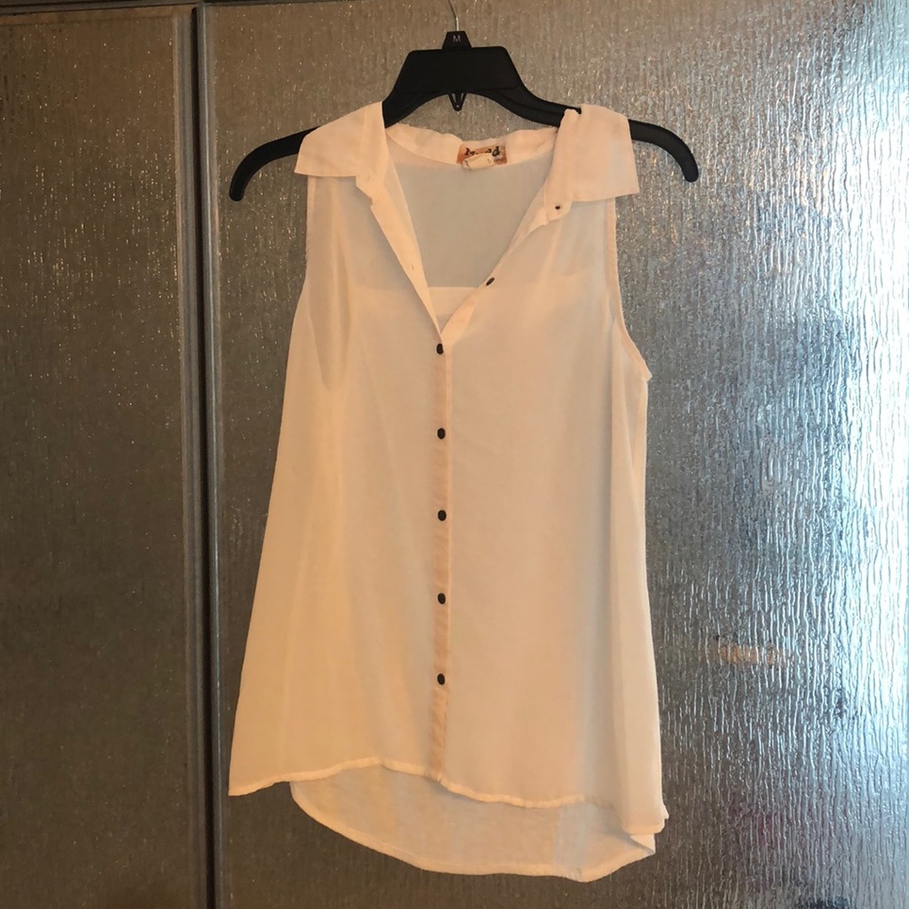 Ivory button down collared blouse